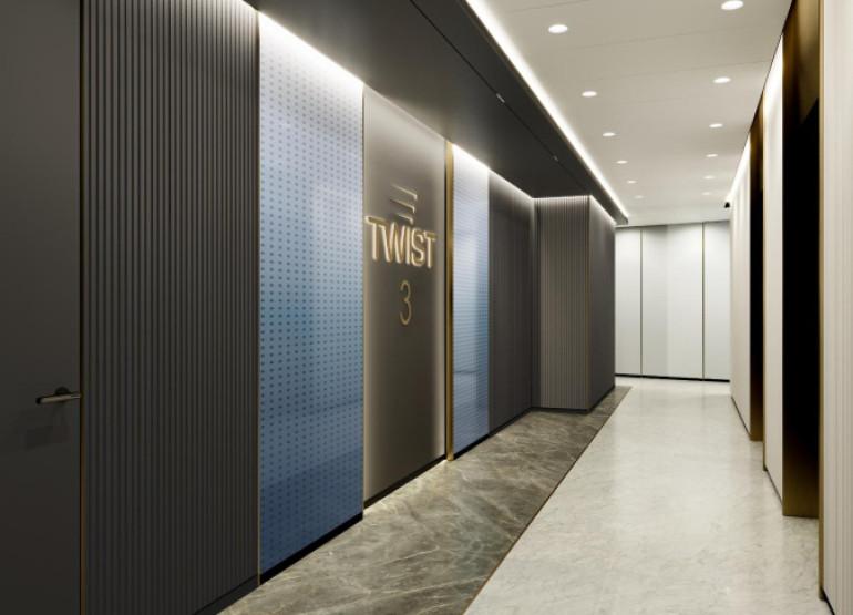 TWIST: Вид главного лифтового холла